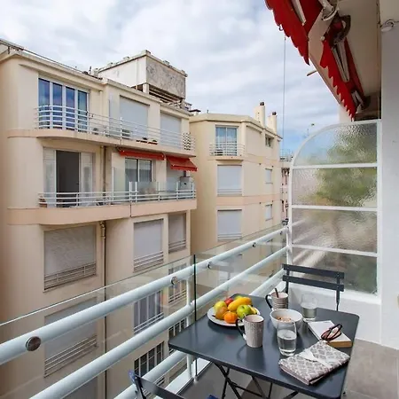 L24 Meyerbeer Promenade 1min Sea & Negresco Ac/balcony Apartment