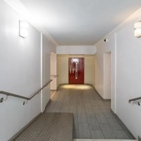 L24 Meyerbeer Promenade 1min Sea & Negresco Ac/balcony *